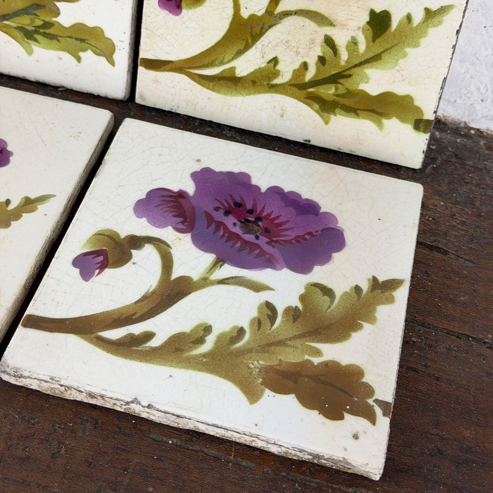 photo for sale Set van 6 Art Nouveau Bloemen Keramische Tegels, Architectural Salvage