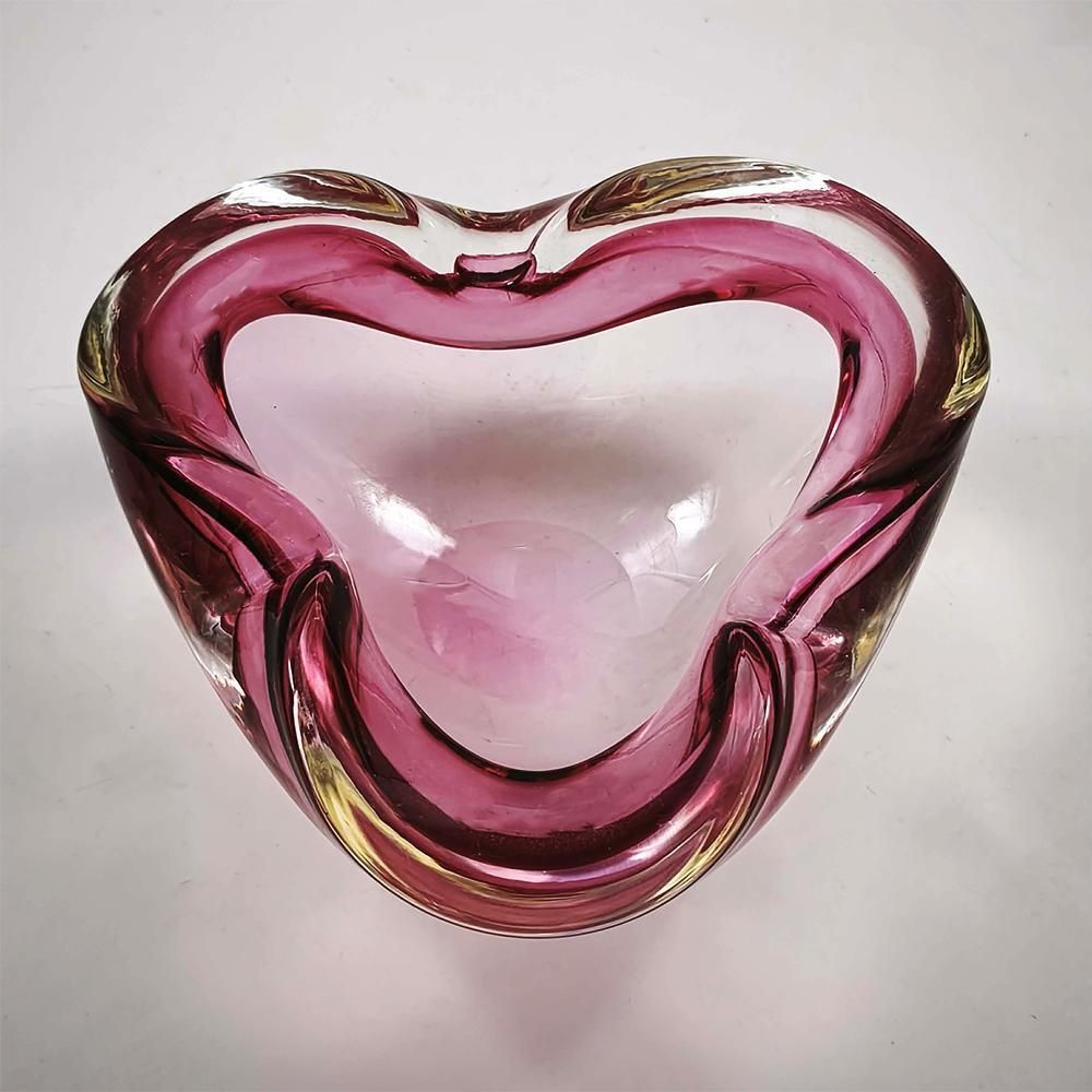 Asbak in Murano-glas van Flavio Poli voor Seguso, ca. jaren 1960. Gemaakt in Italië. 15,5 cm / 6,10 inch photo buy
