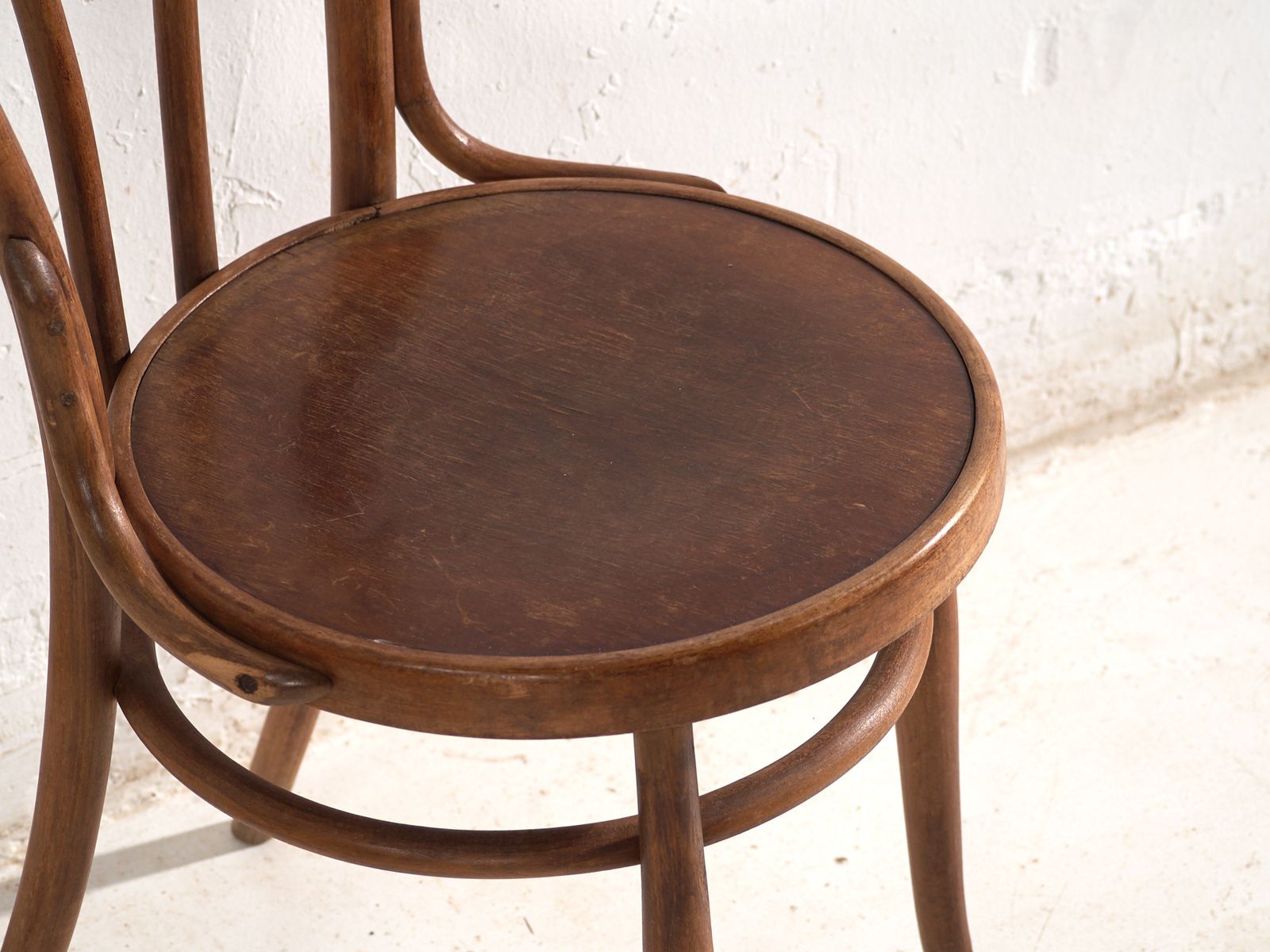photo vinterior Antique Chairs In Thonet Bentwood – Central Europe, Circa 1930 #9