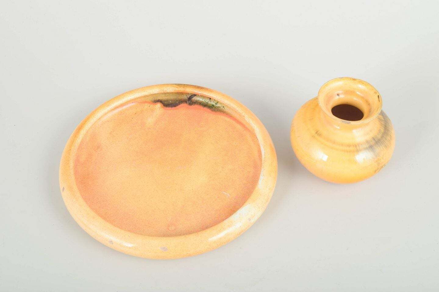 Kähler, Denmark. Set Of Ceramic Dish And Vase With Uranium Glaze, 1930s. photo furniture