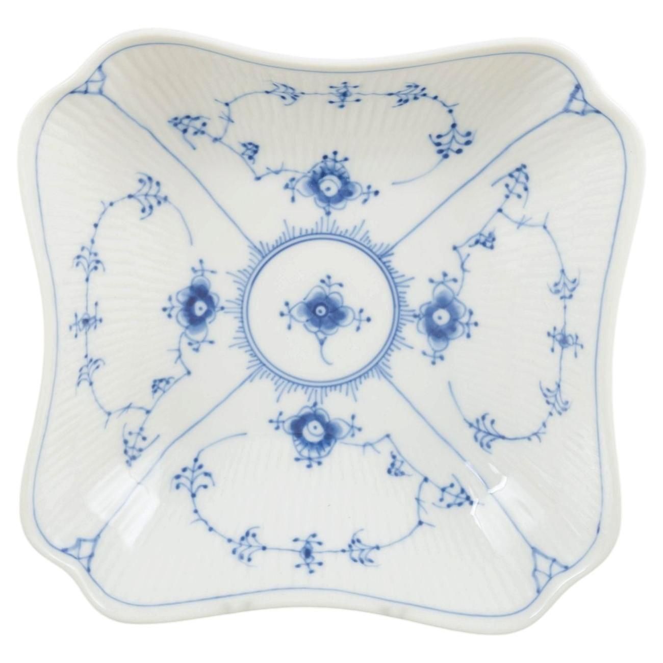Royal Copenhagen, Blue Fluted Plain. Bol de service carré en porcelaine, années 1980