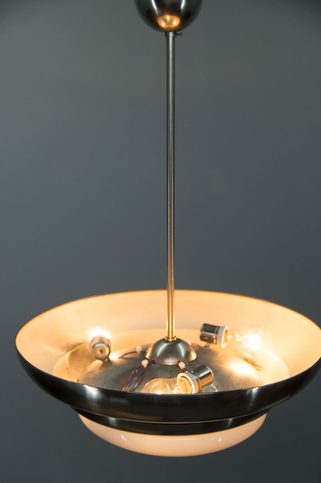 photo furniture Zeldzame Franta Anýž nikkel hanglamp, jaren 1930, gerestaureerd