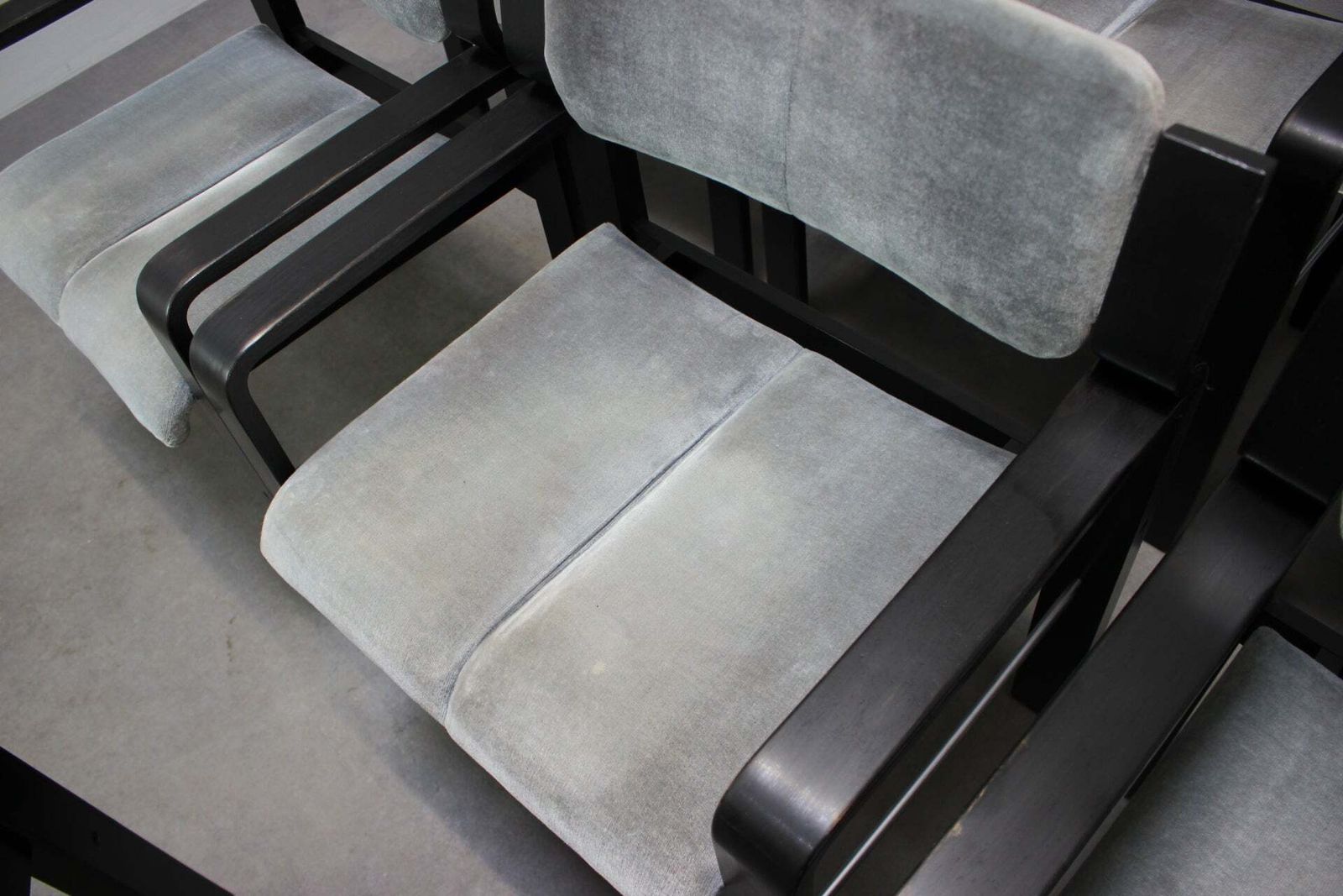 Fauteuil Ludvik Volak, Dřevopodnik Holešov, Tchécoslovaquie, 1989 photo buy