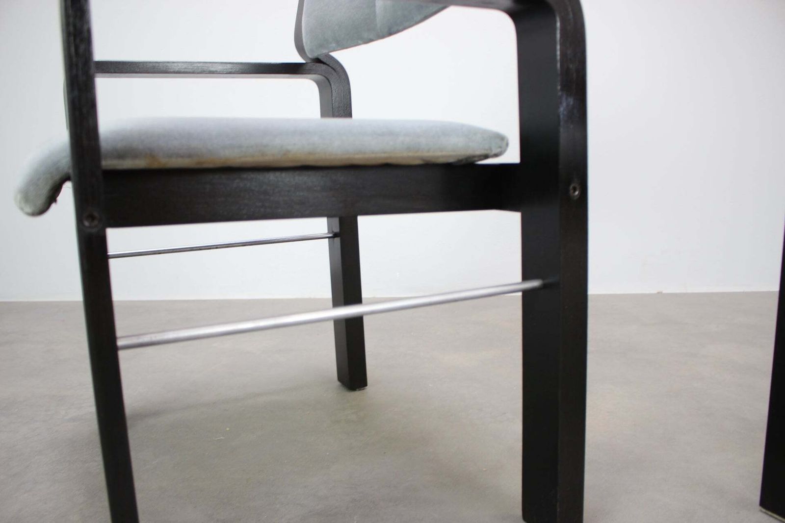 photo buy Fauteuil Ludvik Volak, Dřevopodnik Holešov, Tchécoslovaquie, 1989