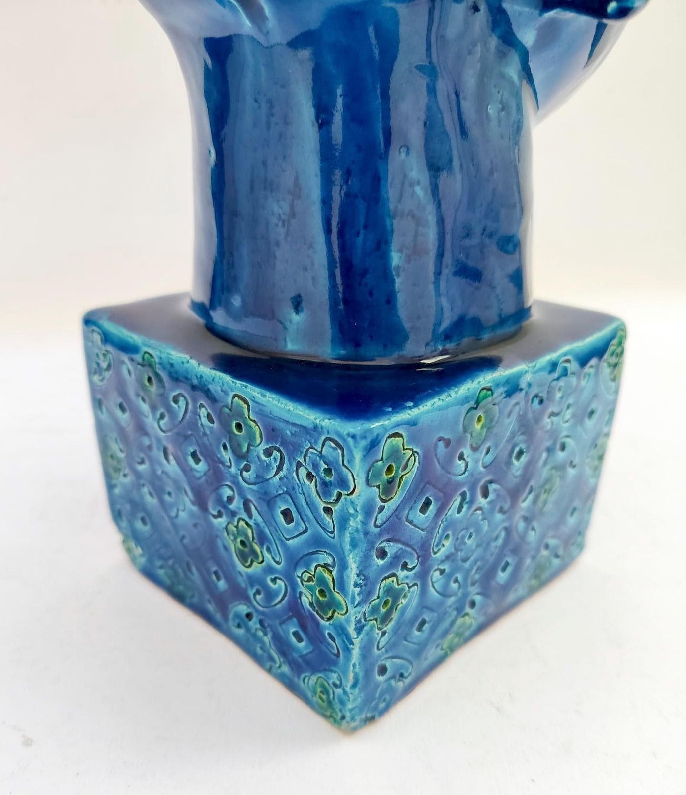 Art Bitossi Goddess Kwan Yin Designed By Aldo Londi, Rimini Blu Decoration, Vintage Mid Century Ceramic Sculpture Statue photo