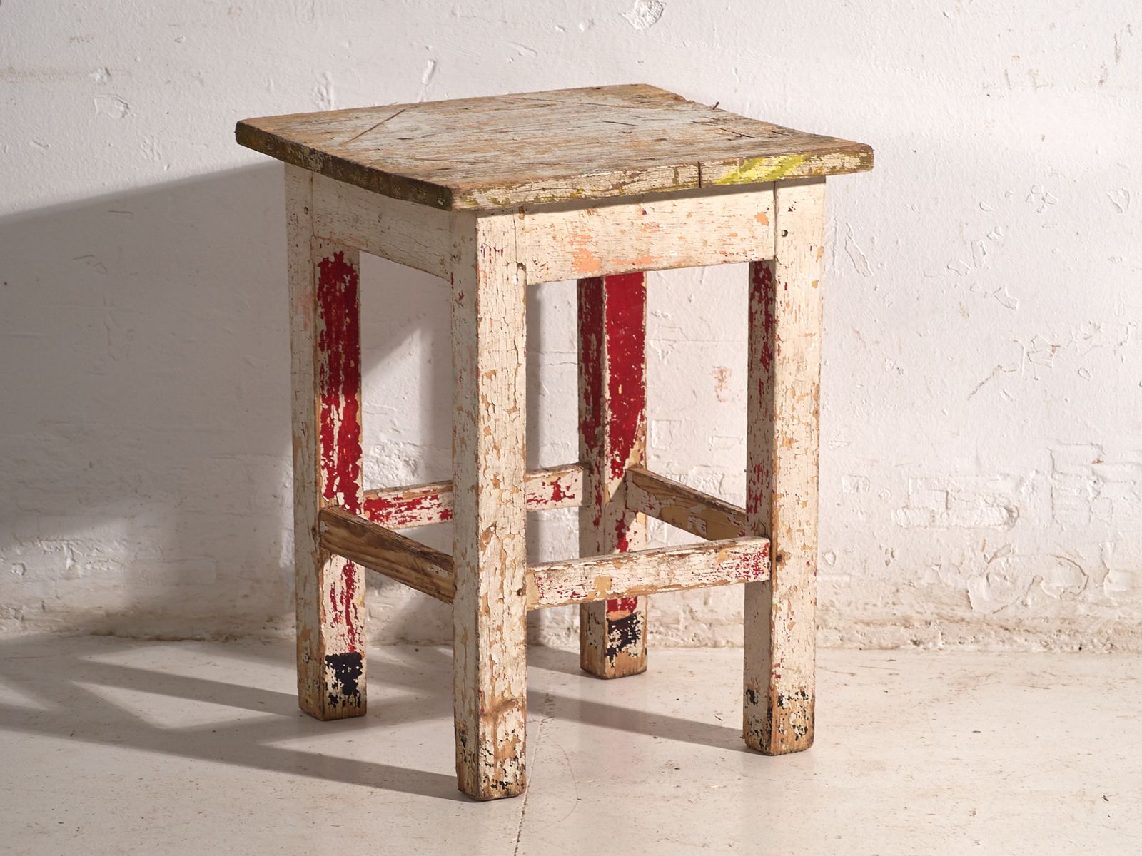 photo furniture Tables de chevet d'époque en bois de pin, Europe centrale, vers 1940 #11