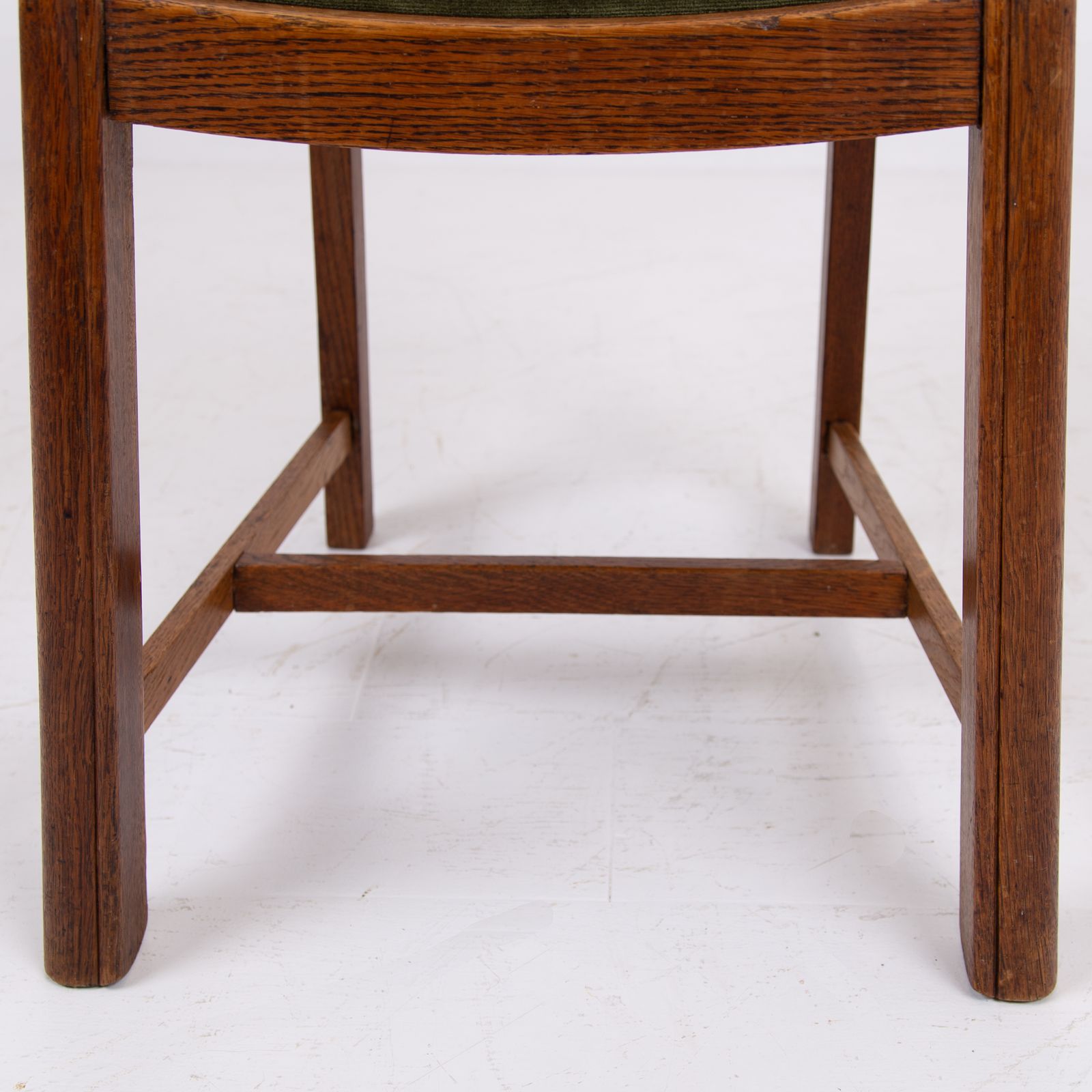 photo for sale Art Deco Fine Set Of 4 English Oak Dining Chairs 1930s
