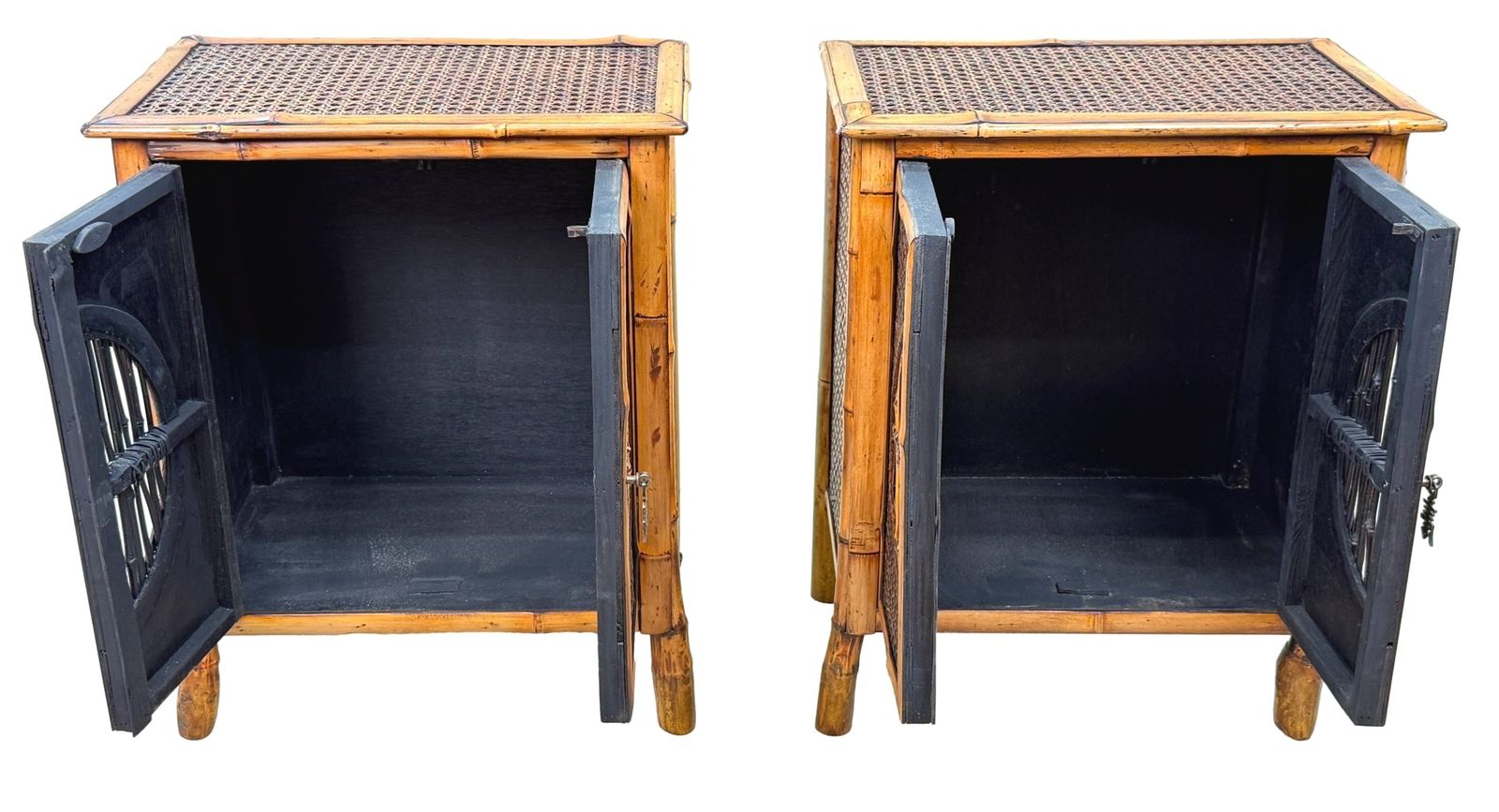 Zeldzaam paar miniatuur bamboe kastjes voor op tafel, Aesthetic Movement, ca. 1880 (laat 19e eeuw) photo Meubels