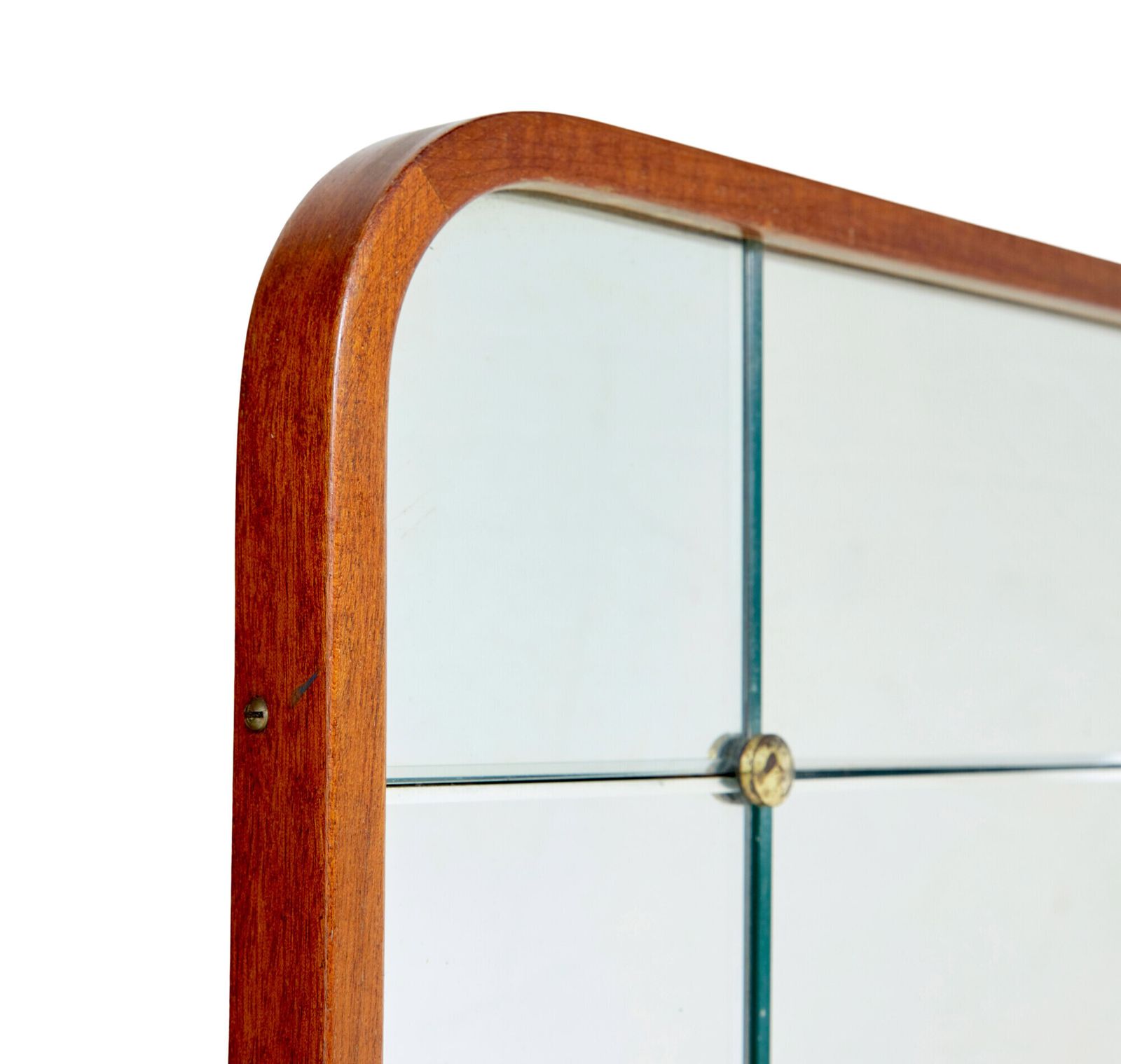 Zweedse Mid-Century Wandspiegel met Gevormd en Gesegmenteerd Kader photo Woonaccessoires