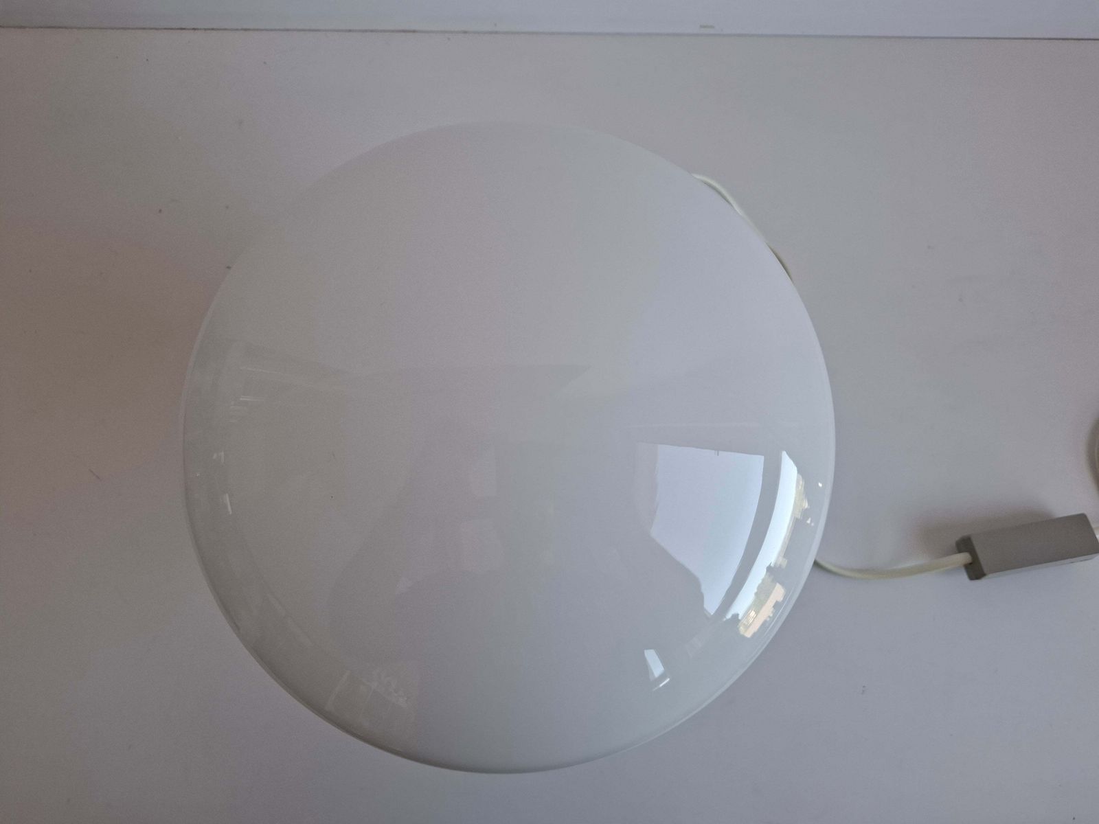 photo for sale Lampe de table en verre opalin tchécoslovaque, années 1970, attribuée à Ivan Jakeš