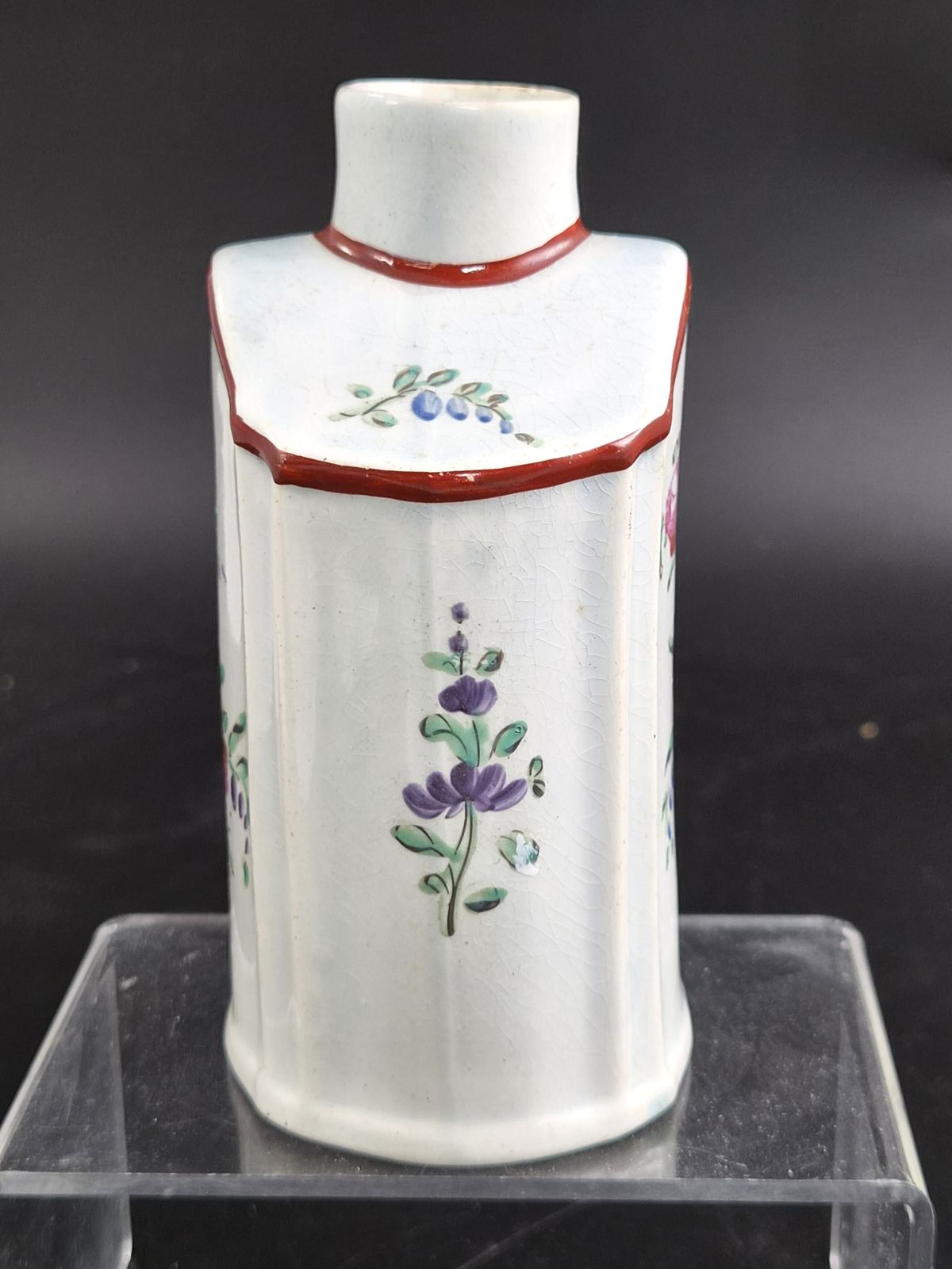 Leeds Pottery Theebusje met Bloememaille, Dubbel Stempel, ca. 1780 photo for sale