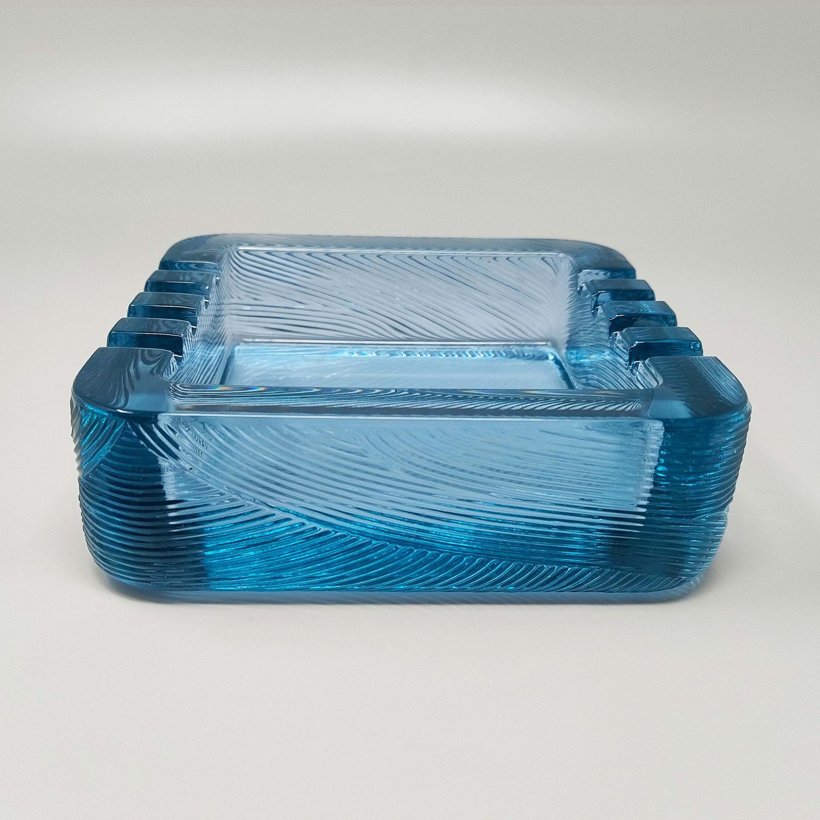 1970s Blue Ashtray By Sergio Asti For Arnolfo Di Cambio. Made In Italy photo vinterior
