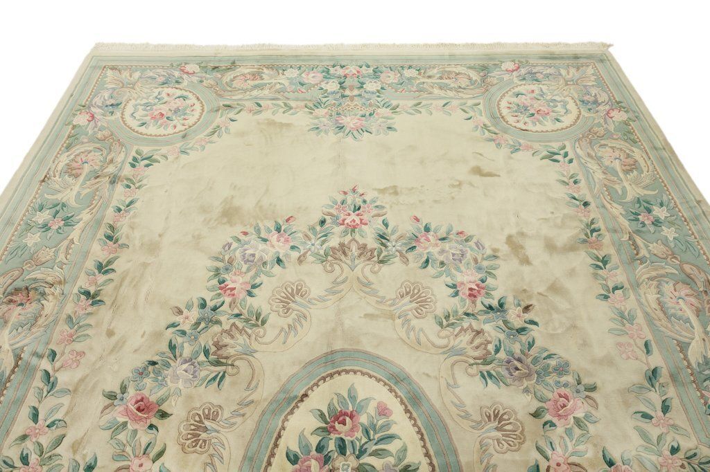 Vintage Chinees tapijt, 520 × 335 cm, ca. jaren 1970 photo Textiel