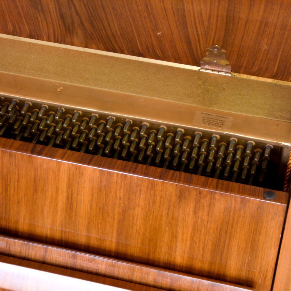Walnut Piano By Rogers photo vinterior