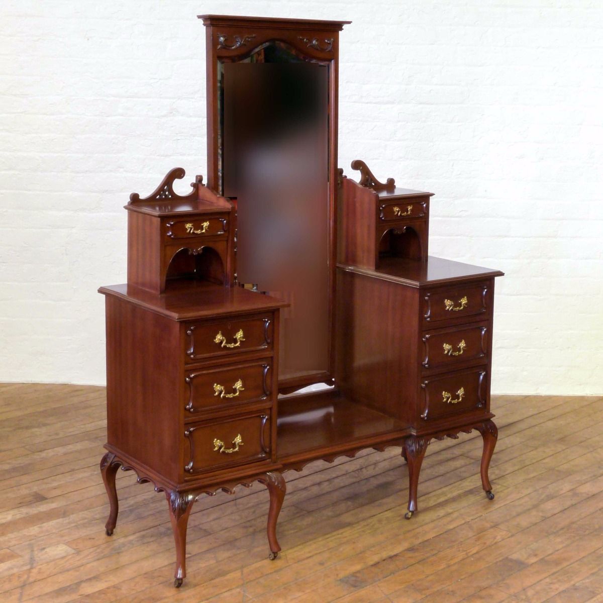 Victorian Mahogany Dressing Table
