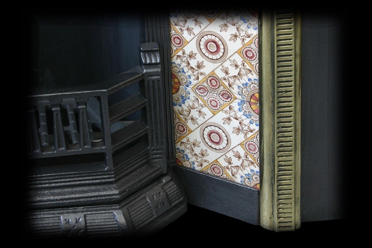 Late Victorian Cast Iron, Brass And Tiled Grate photo for sale