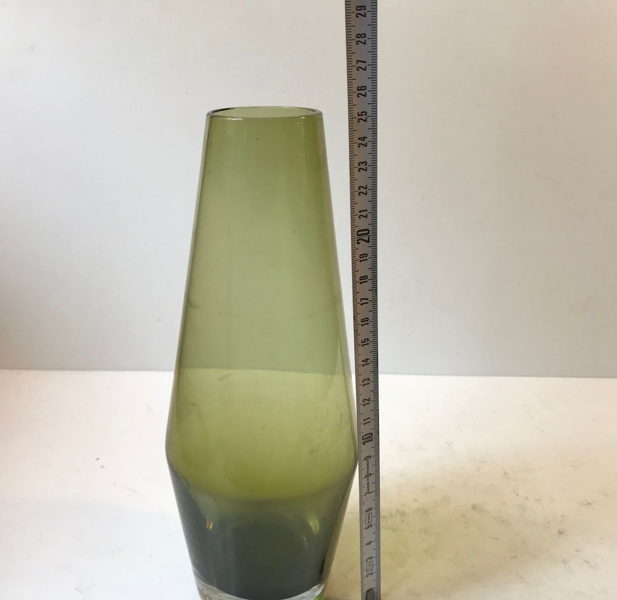 Mid Century Green Glass Vase By Tamara Aladin For Riihimaen Lasi Oy, 1970s photo 217.0