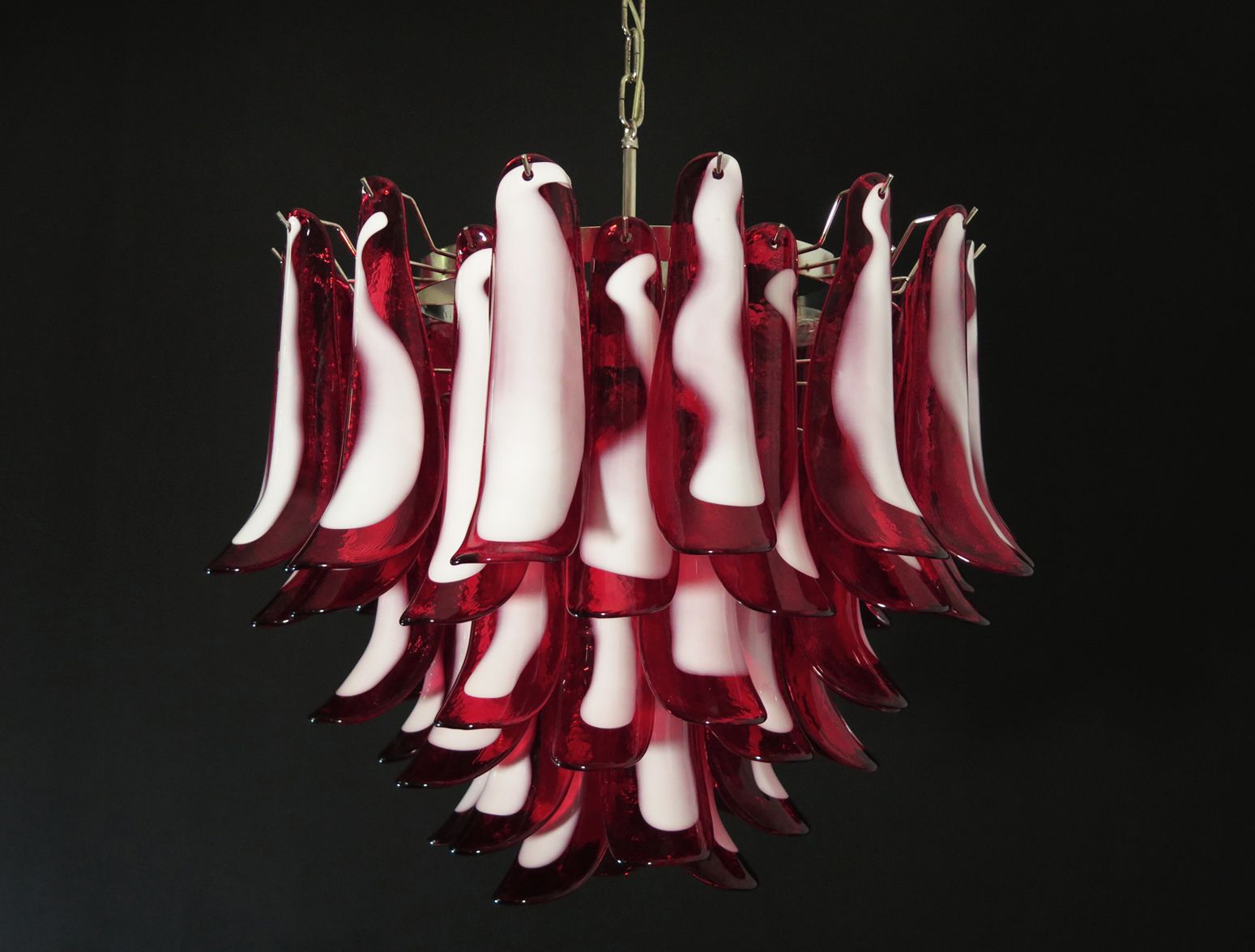 Italian Vintage Murano Chandelier   Mazzega   53 Red Lattimo Glass Petals photo buy