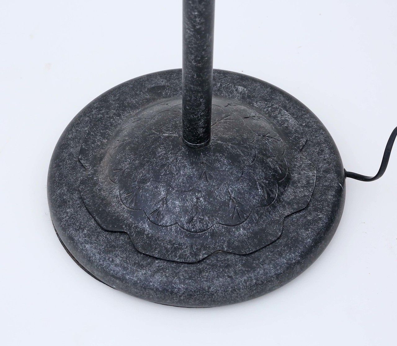 Modern Gothic 5 Lamp Standard Display Lamp photo 245.0