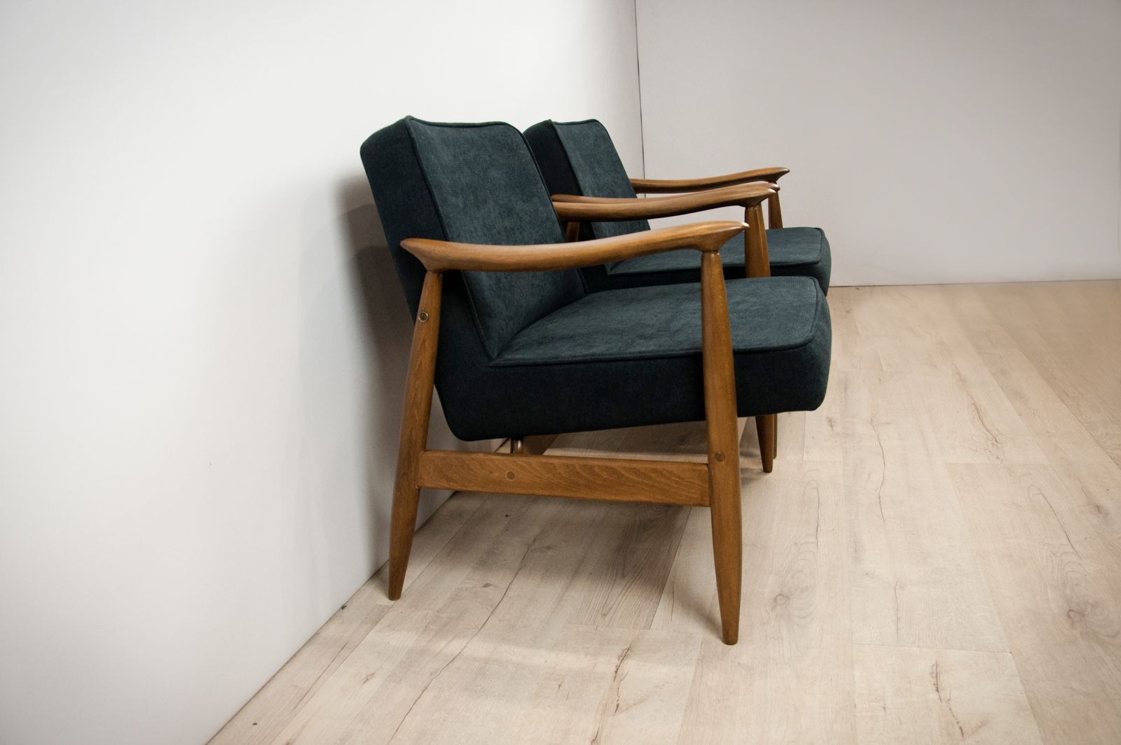 photo for sale Gfm 87 Armchairs By Juliusz Kędziorek For Gościcińskie Fabryki Mebli, 1960s, Set Of 2