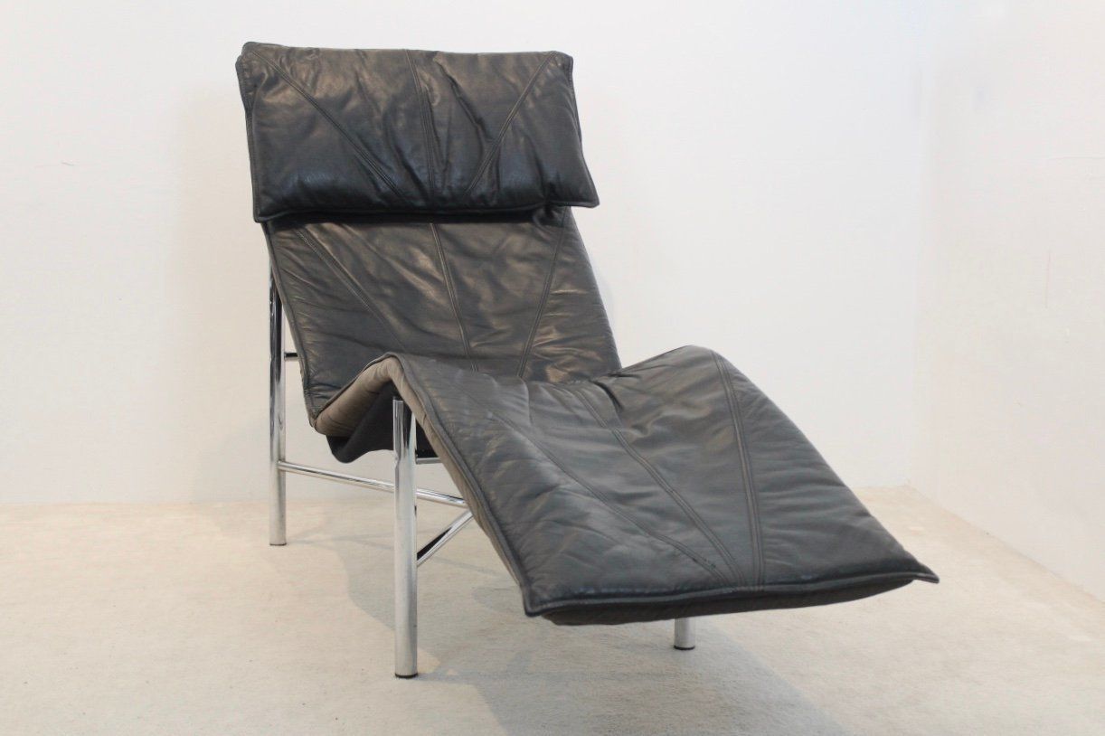 photo furniture Black Leather Skye Chaise Lounge By Tord Björklund For Ikea, 1970s