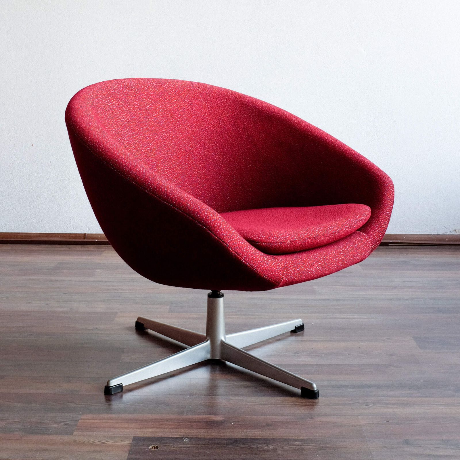 A Pair Of Vintage German Swivel Club Chairs, 1960s photo furniture