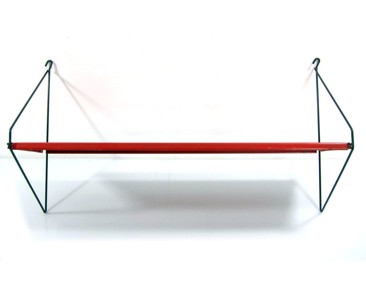 Rode Mategot Stijl Wandplank Uit De Jaren Zestig photo furniture