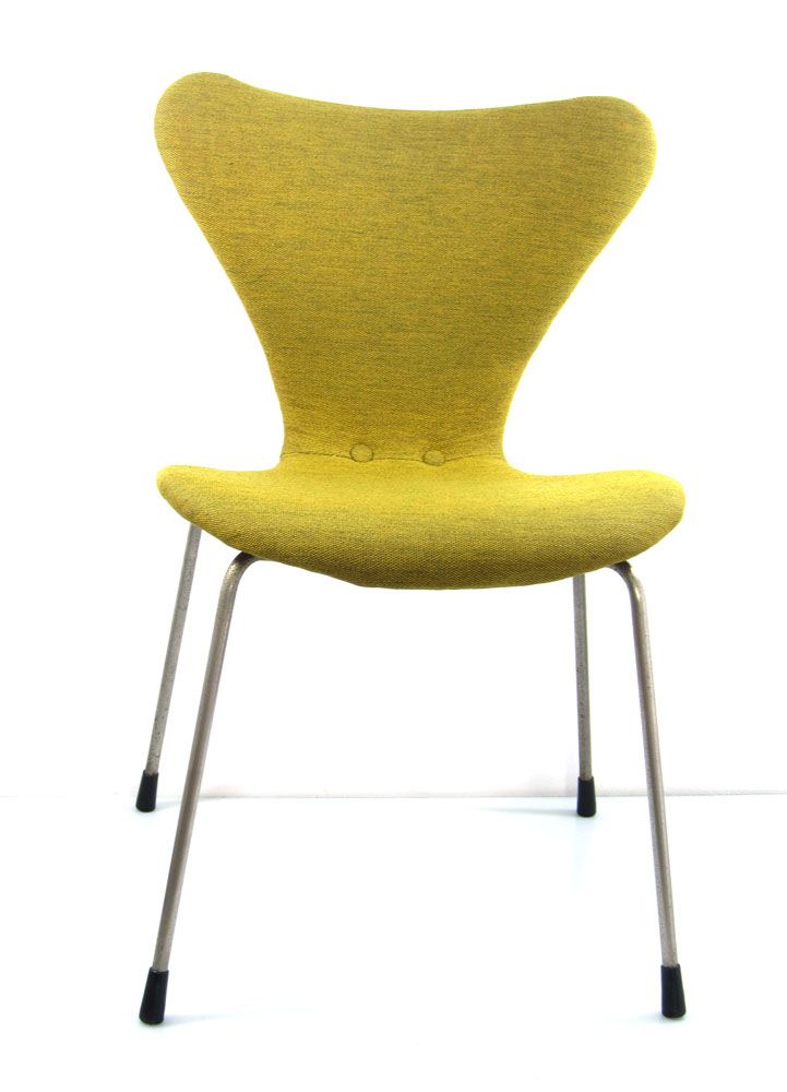 Arne Jacobsen Early Version Series 7 Chair Fritz Hansen photo for sale