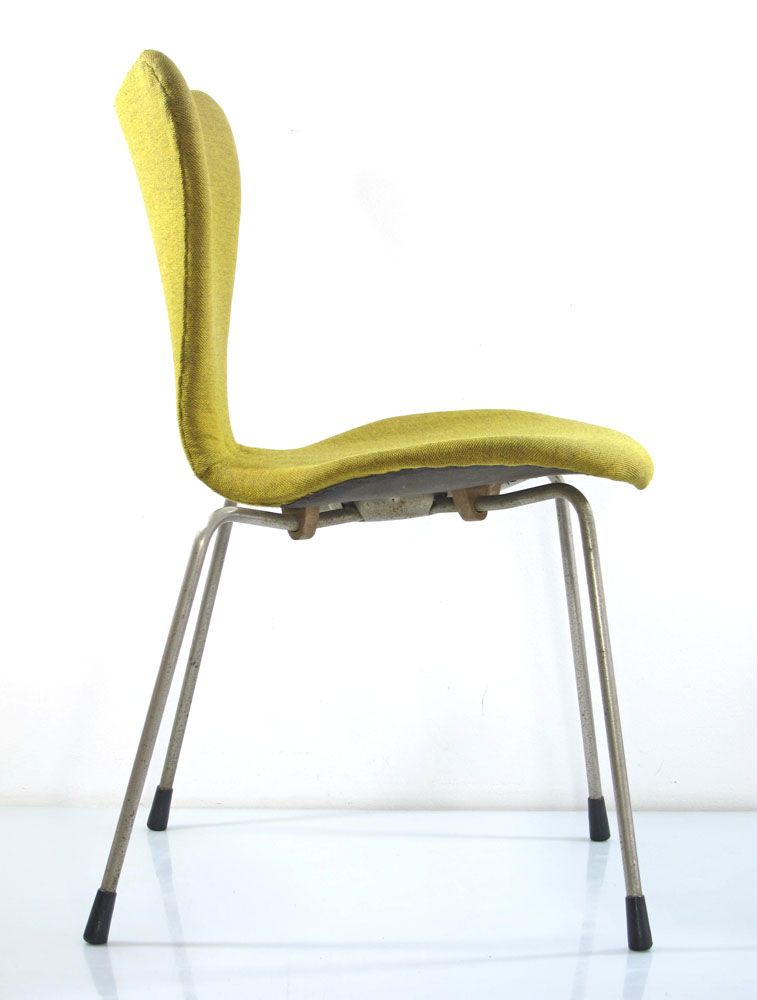 Arne Jacobsen Early Version Series 7 Chair Fritz Hansen photo Furniture