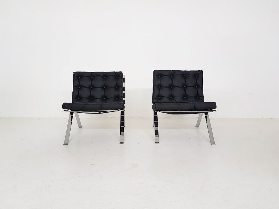 Set Van 2 Lounge Chairs, Model Euro 1600 Van Hans Eichenberger Voor Girsberger photo for sale