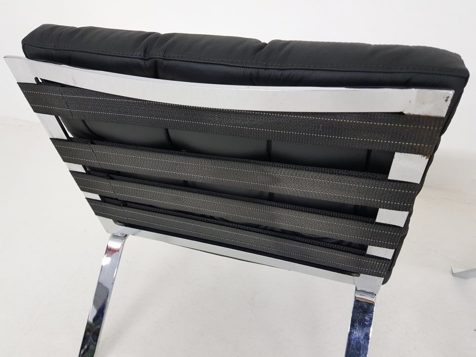 photo vinterior Set Van 2 Lounge Chairs, Model Euro 1600 Van Hans Eichenberger Voor Girsberger
