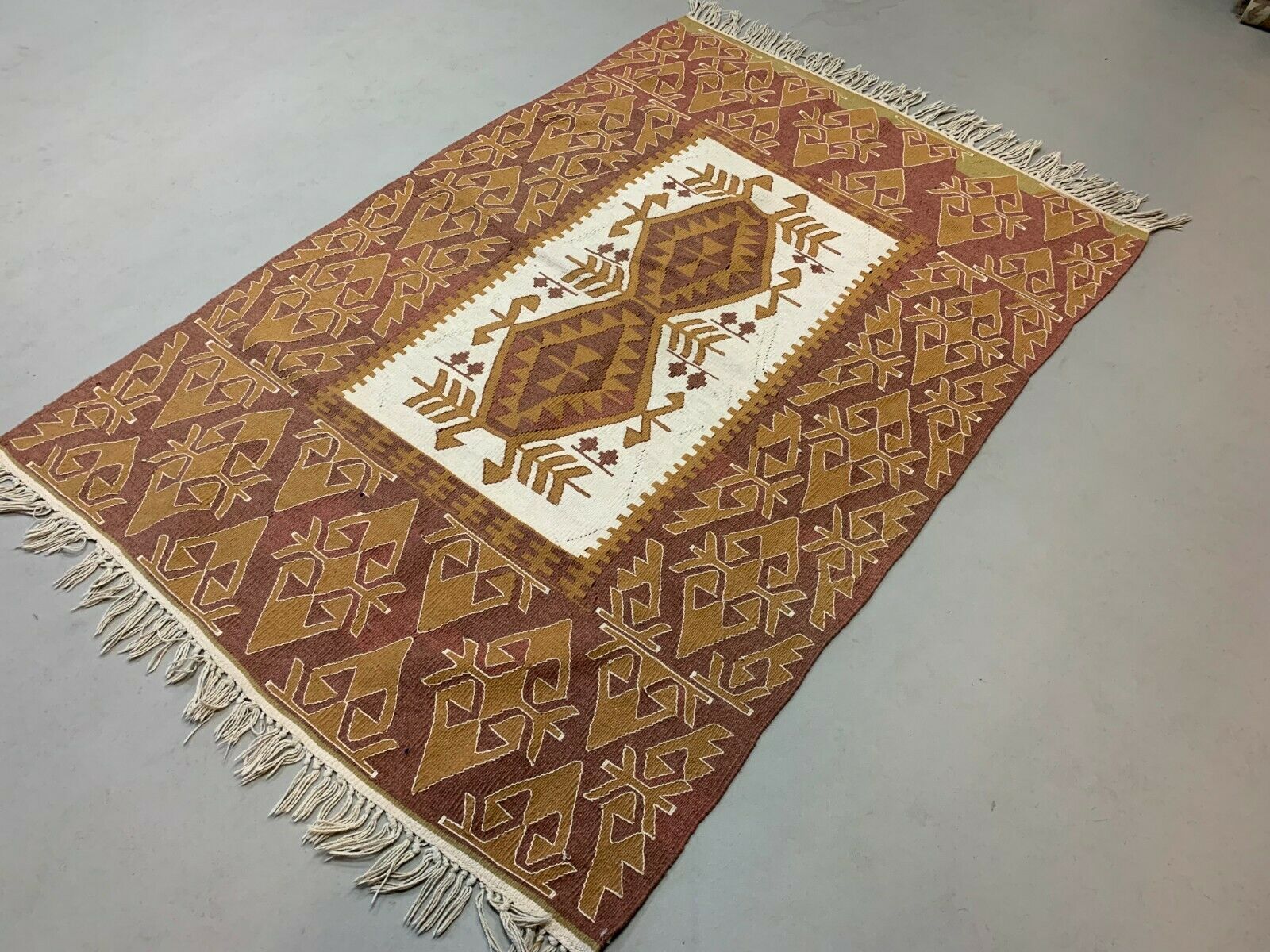 Vintage Turkish Kilim 175x120cm Kelim Rug Shabby, Country Home, Boho Medium photo furniture
