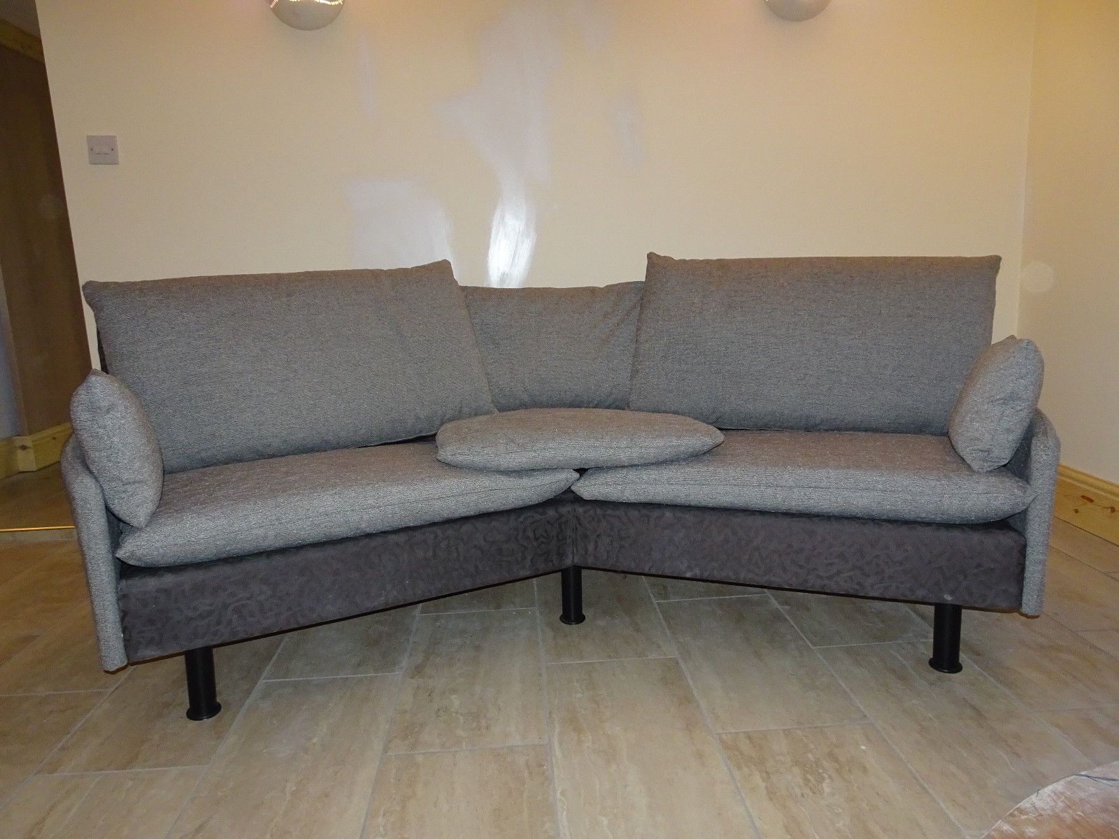 photo furniture Rare Cassina Modular Sofa By Vico Magistretti With A Surprise