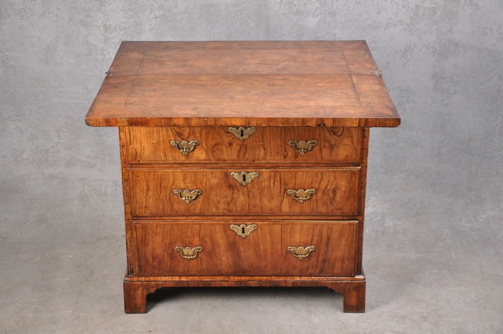 Fine Early 18th Century Walnut Bachelors Chest photo vintage