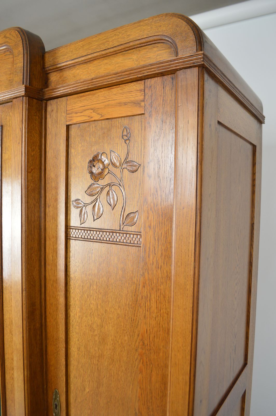 French Art Nouveau Twin Beds Bedroom Set Of 3 In Solid Carved Oak, Circa 1910 photo Furniture