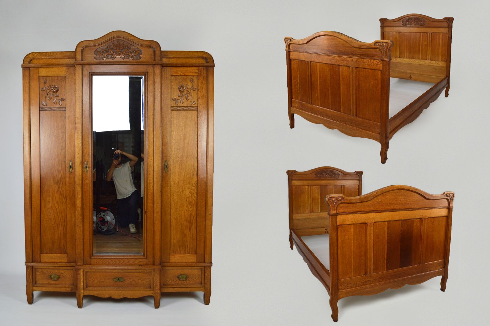 French Art Nouveau Twin Beds Bedroom Set Of 3 In Solid Carved Oak, Circa 1910