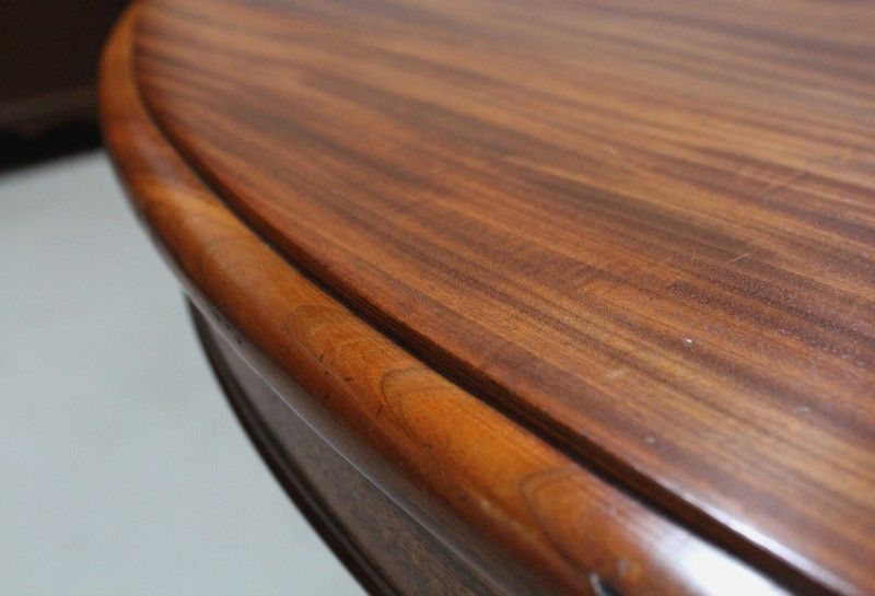 Solid Mahogany Oval Table, Louis Philippe Period   Middle Nineteenth photo vinterior
