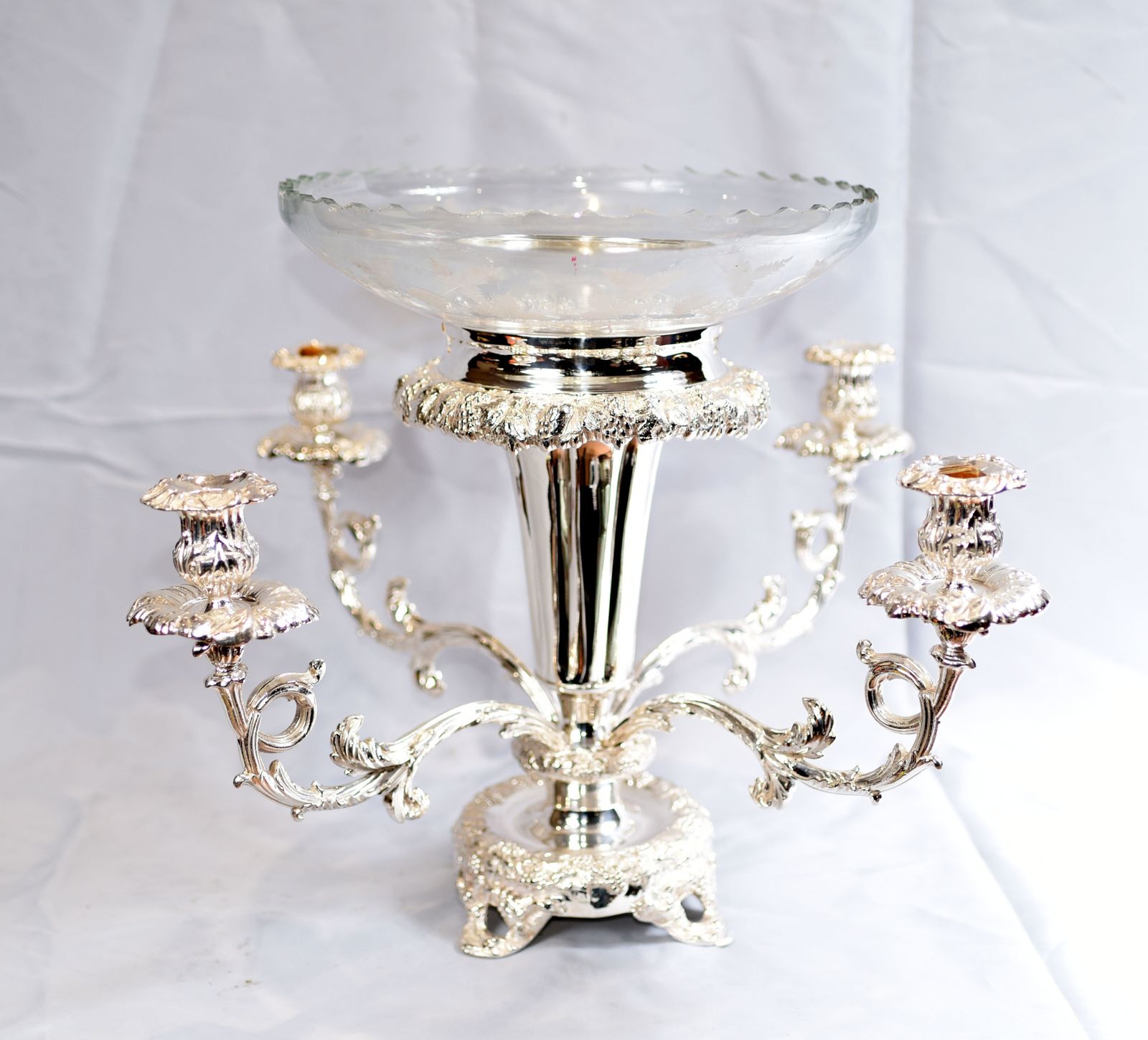 Sheffield Silver Plate Candelabra Centrepiece   Plated English Epergne photo vinterior