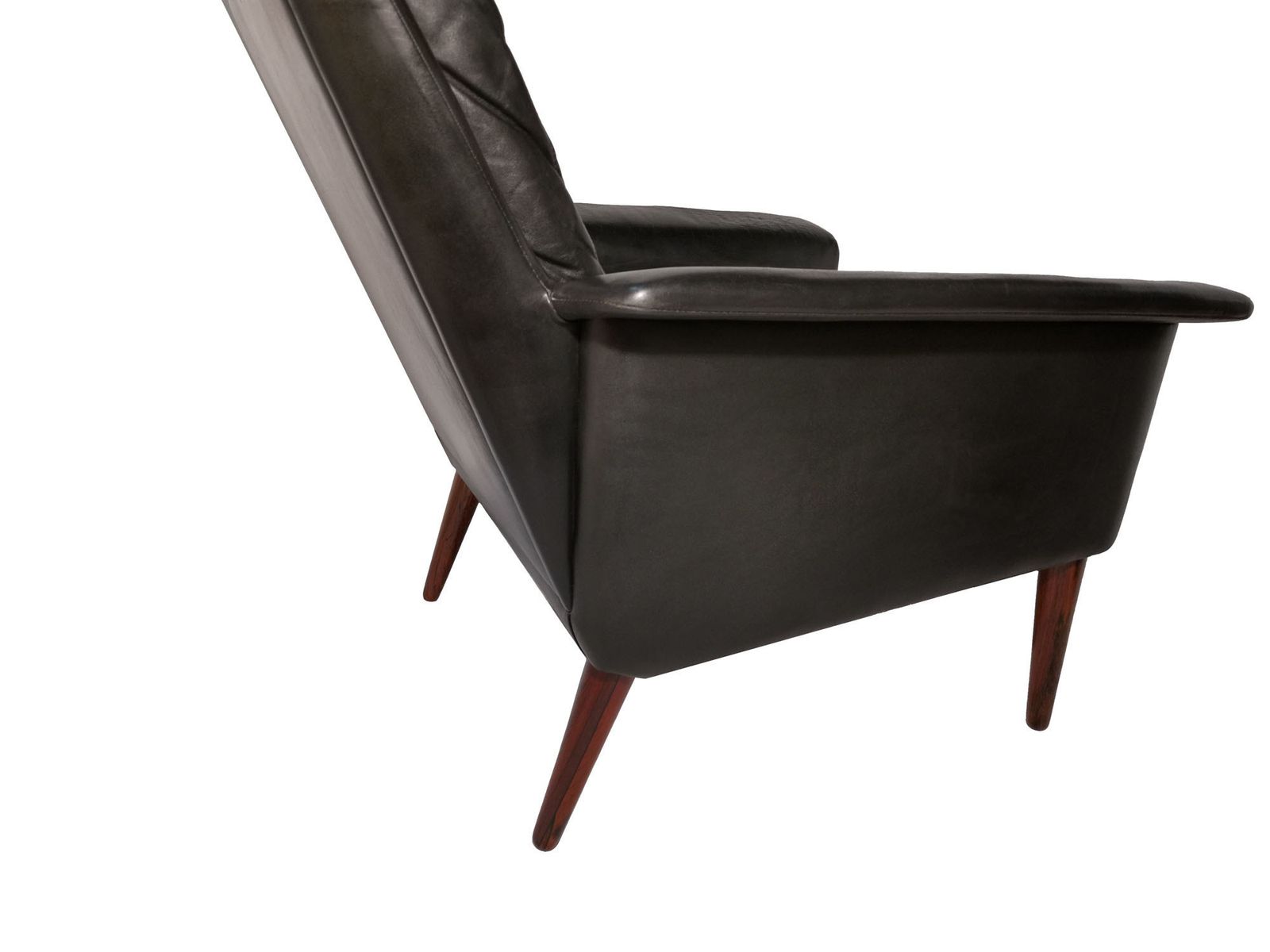 A High Back Leather And Rosewood Armchair In The Manner Of Arne Vodder For Fritz Hansen photo Furniture