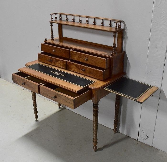 Small Tiered Walnut Desk, Louis Philippe Period, 2nd Part Of 19th photo Furniture