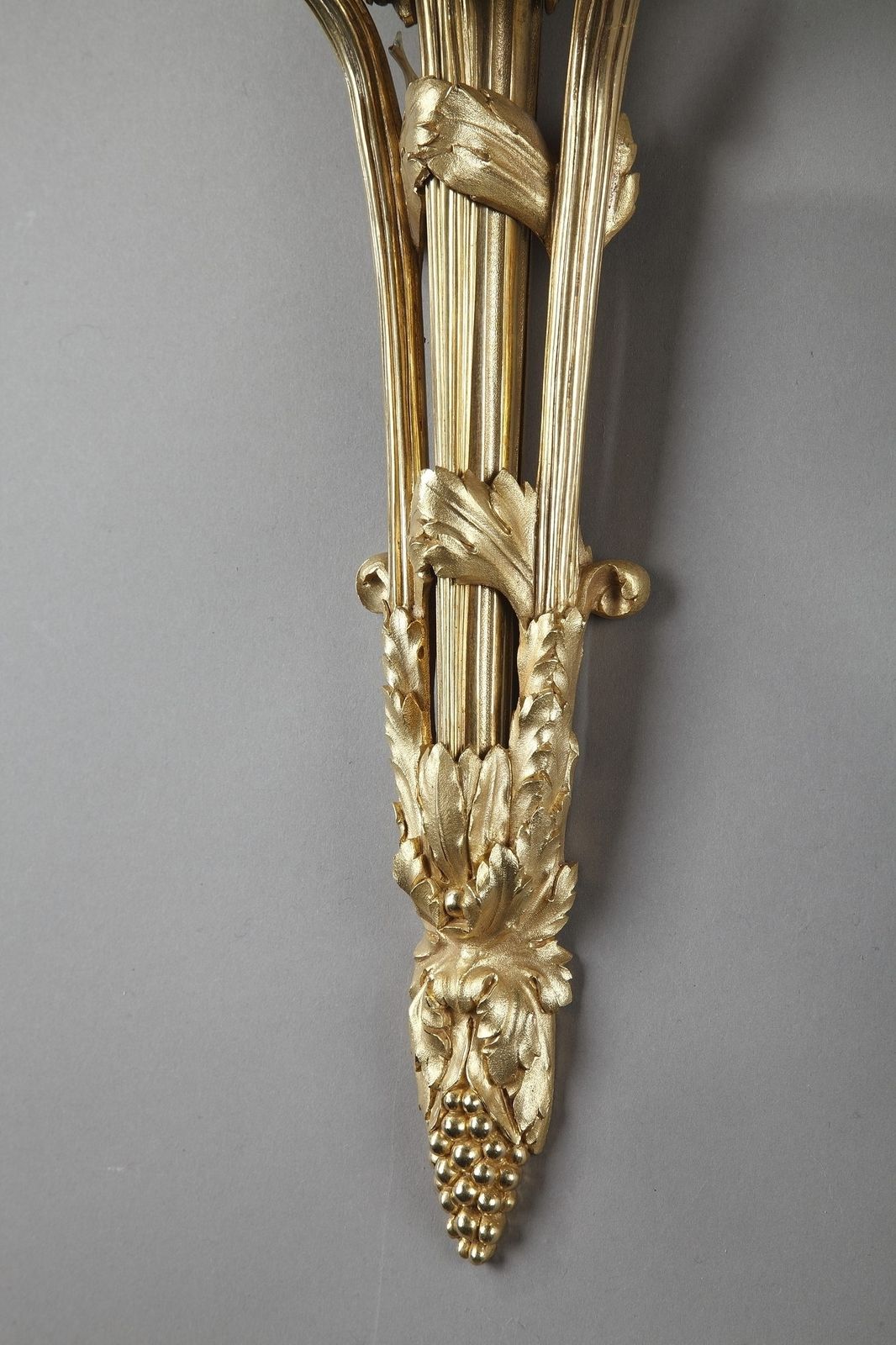 Grandes appliques murales de style Louis XVI photo buy