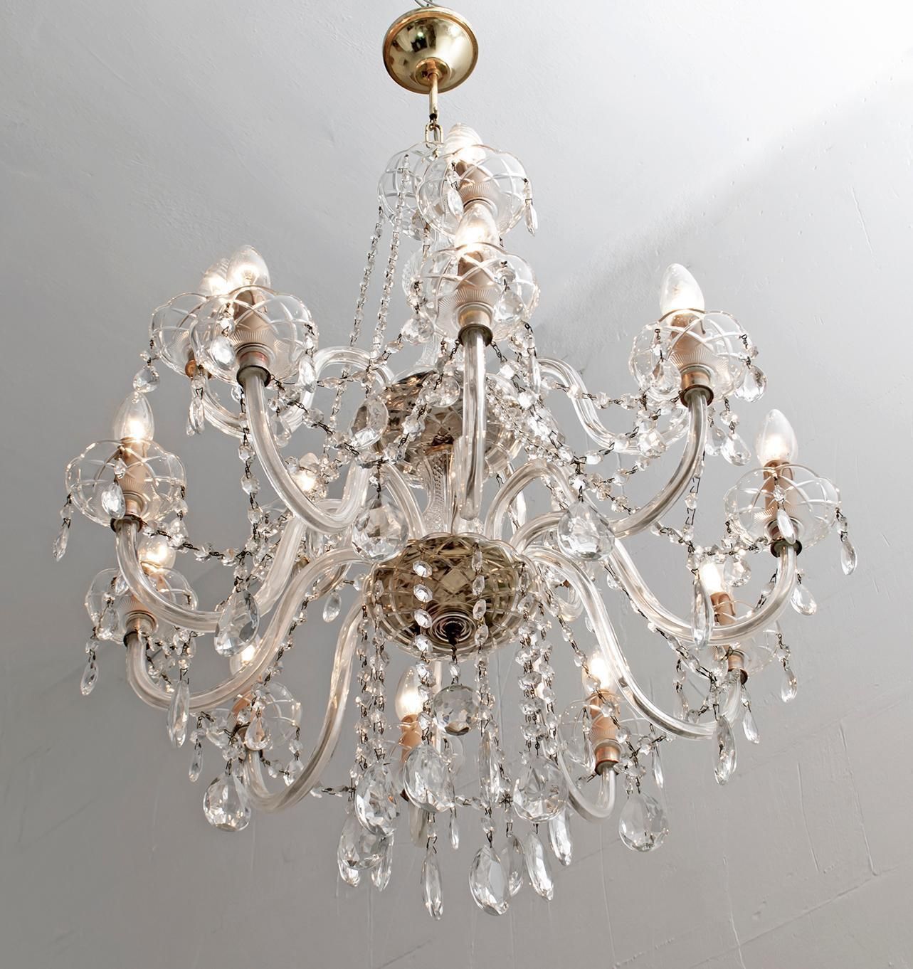 Maria Theresa Mid Century Modern Italian 15 Light Crystal Chandelier, 1950s photo Lighting