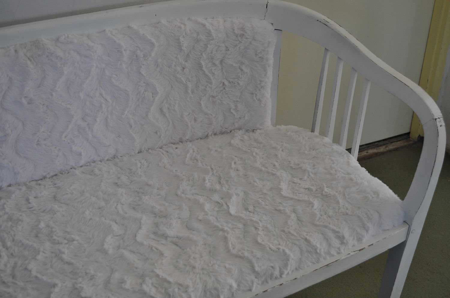 Painted White Secession Sofa photo buy