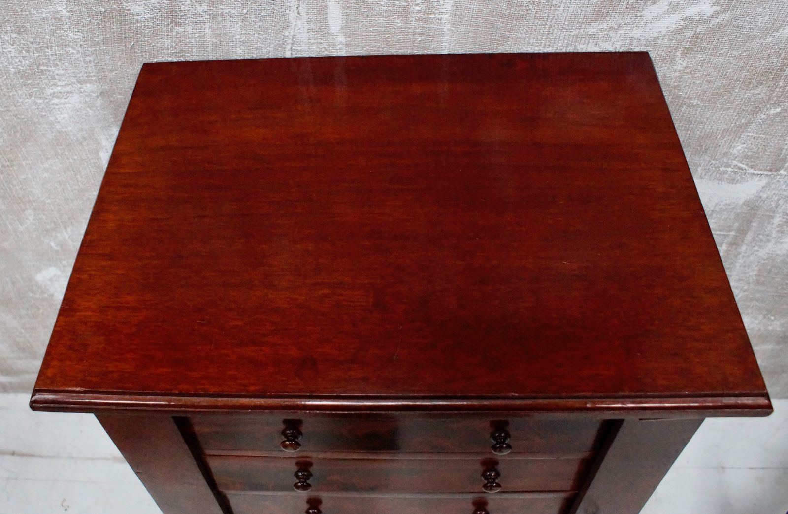 Victorian Flame Mahogany Wellington Chest photo 1450.0
