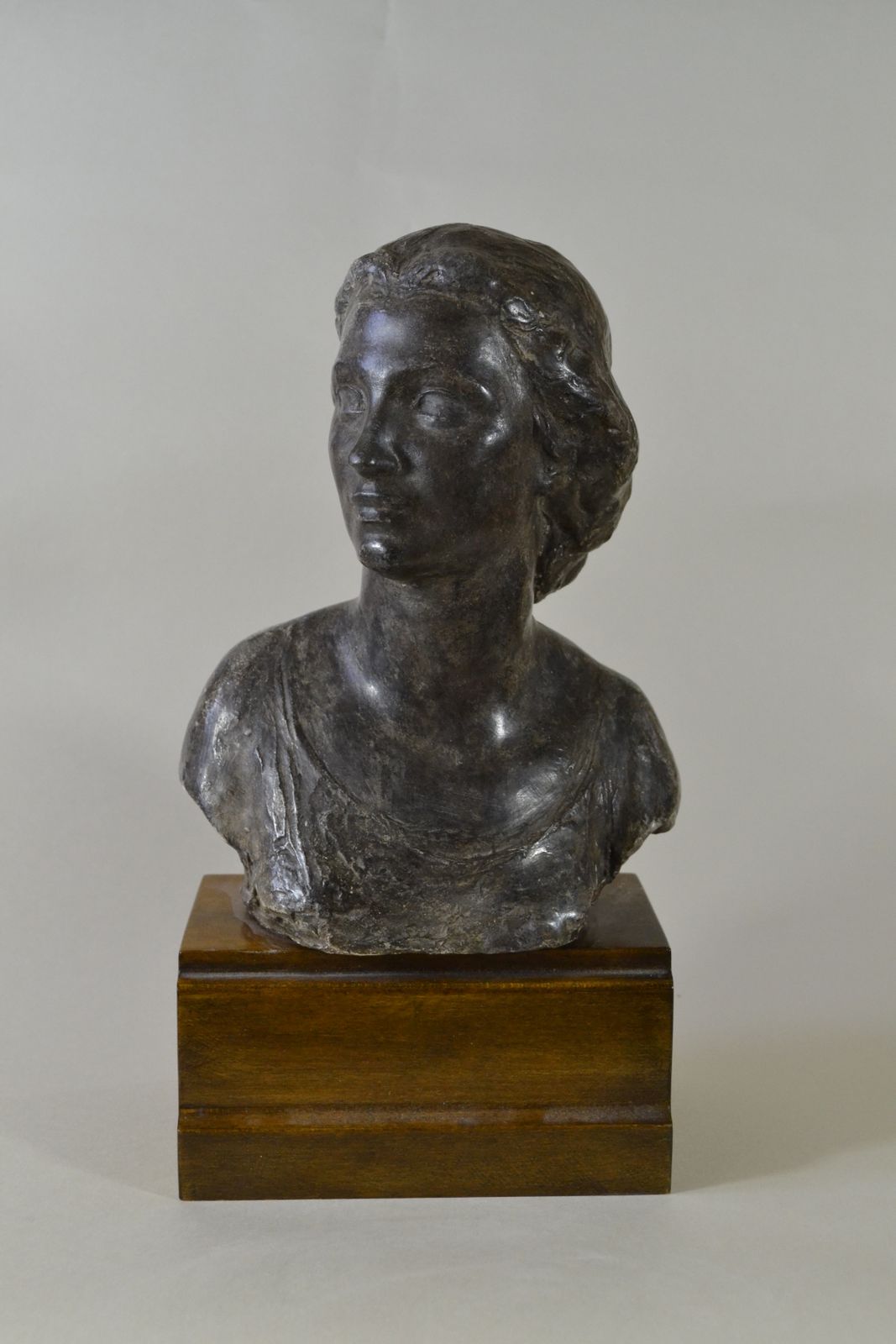 Richard Garbe, Ra   Alfreda, The Artist's Daughter   1950s Patinated Plaster