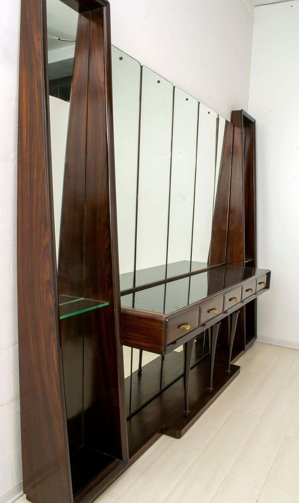 Guglielmo Ulrich Mid Century Modern Italian Walnut Mirrored Sideboard, 1940s photo vintage