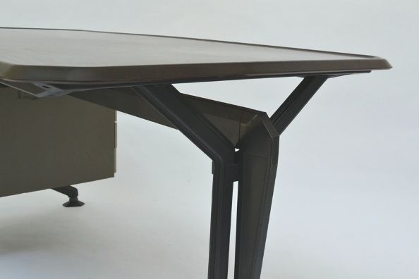President Desk – Bbpr – Olivetti photo vinterior