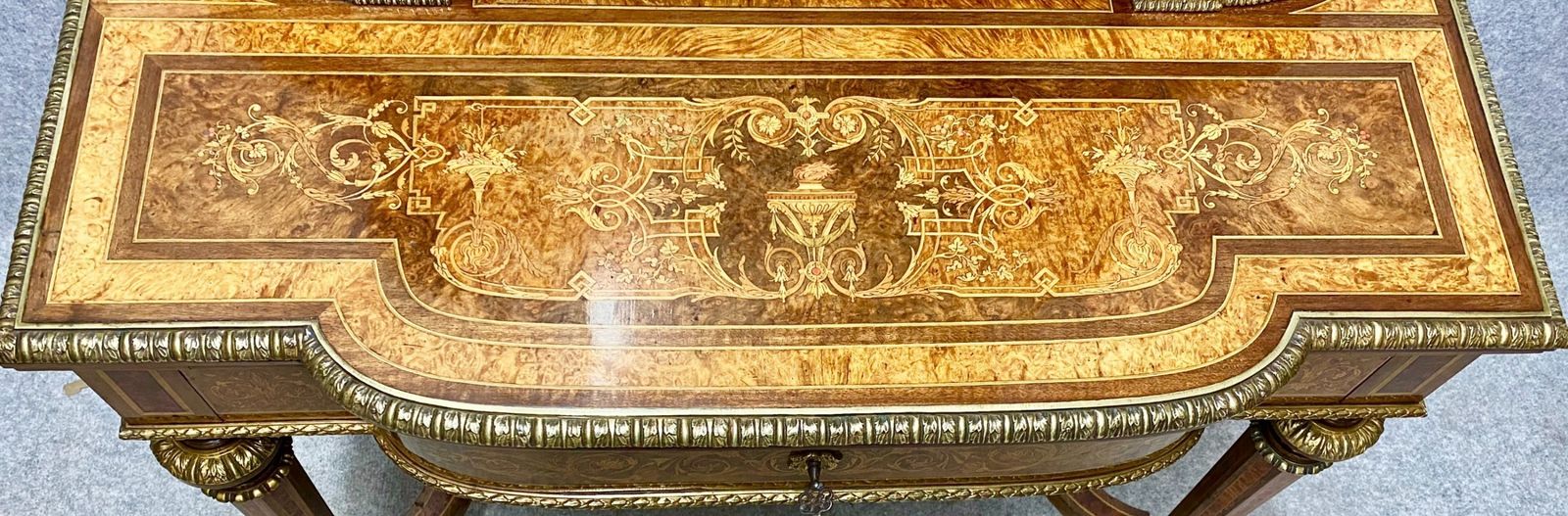 Fine Quality Paul Sormani Bonheur Du Jour photo furniture
