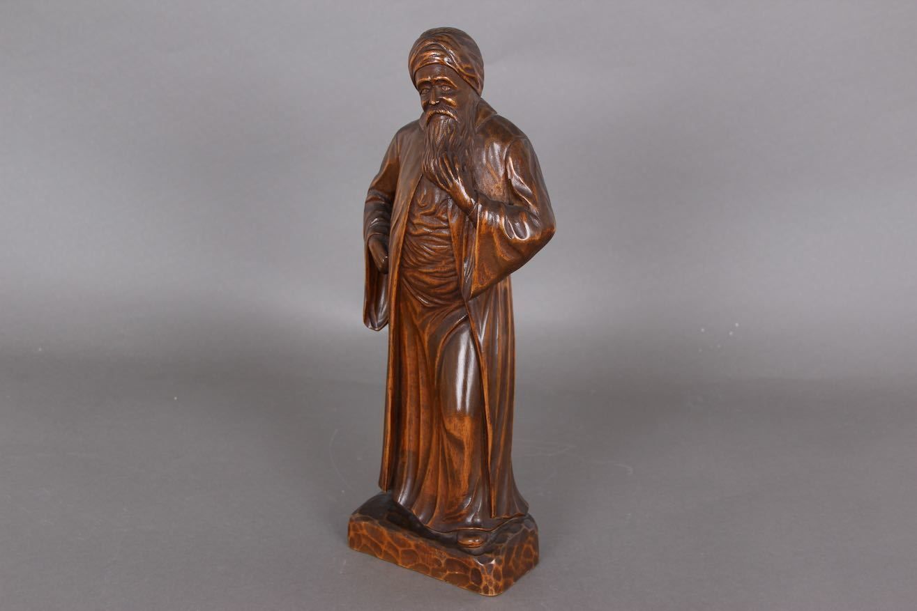 1 Religious Figure In Wood. Parno 1946. Perfect Condition. photo furniture