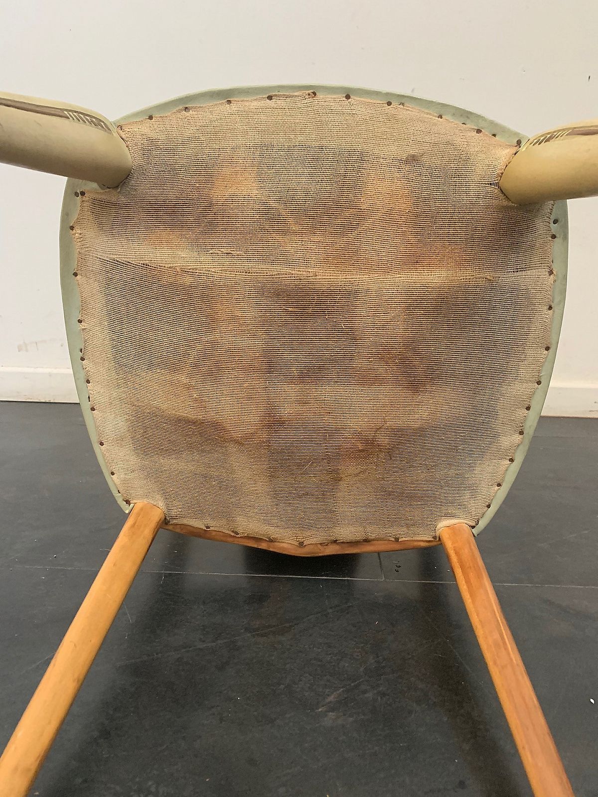 photo furniture Dining Chair In Leather And Italian Aniline Lacquer From La Permanente Mobili Cantù, 1940s